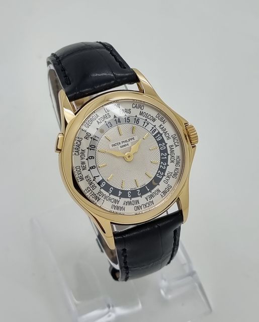 Patek Philippe World Time 5110J-001 Image 3